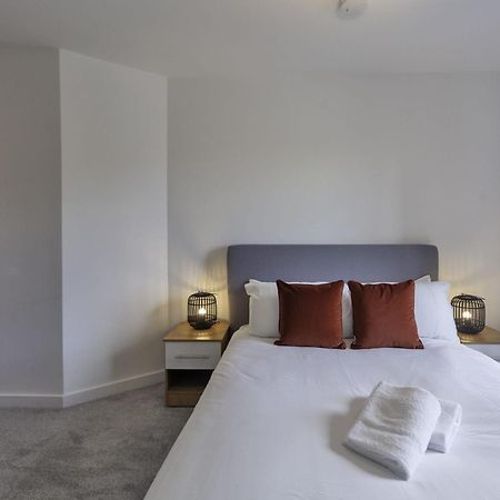 Lovely 2 Bedroom Apartment In Central Ashford Ashford  Dış mekan fotoğraf