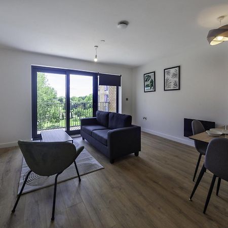 Lovely 2 Bedroom Apartment In Central Ashford Ashford  Dış mekan fotoğraf